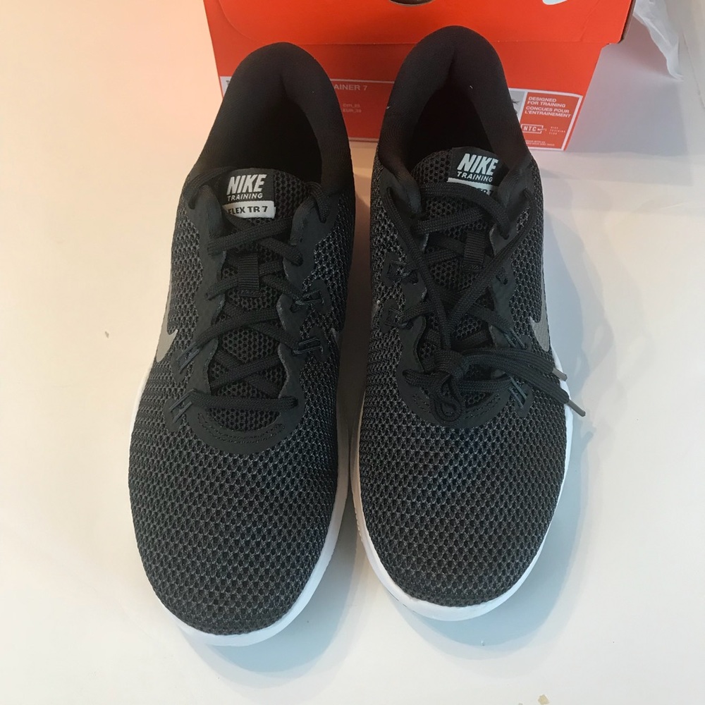 W  Nike Flex Trainer 7